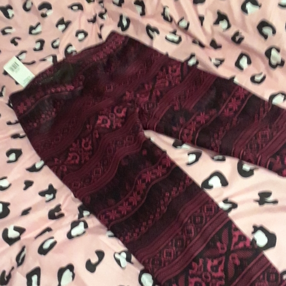 2/$30 - Cozy Leggings - Picture 3 of 4